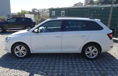 Skoda Fabia Break 2022 - 14500 EUR, 55406 km - AUTO.MOTO.pt - 55406km - foto 18 de 18