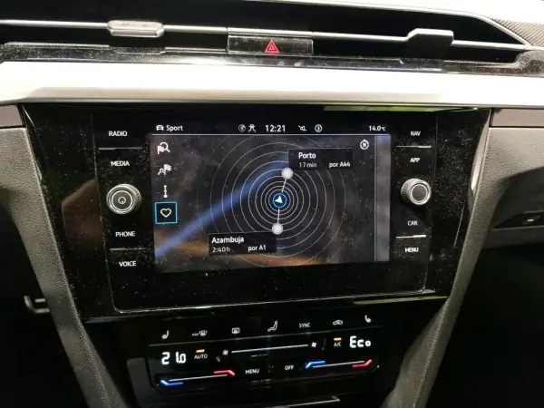 Volkswagen Arteon Shooting Brake 2021 - 25900 EUR, 113390 km - AUTO.MOTO.pt - 113390km - foto 10 de 12
