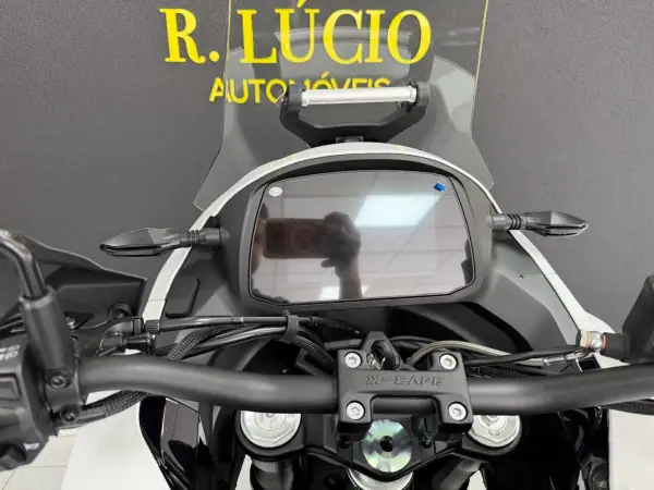 Moto Morini X-CAPE 650 2026 - 6790 EUR, 0 km - AUTO.MOTO.pt - foto 14 de 25