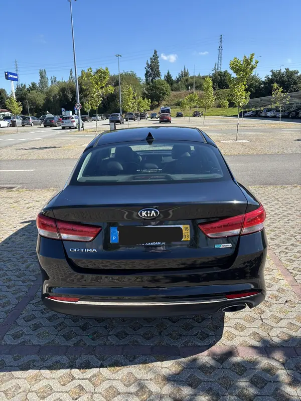 Kia Optima SW 2016 - 12480 EUR, 132000 km - AUTO.MOTO.pt - 132000km - foto 5 de 15