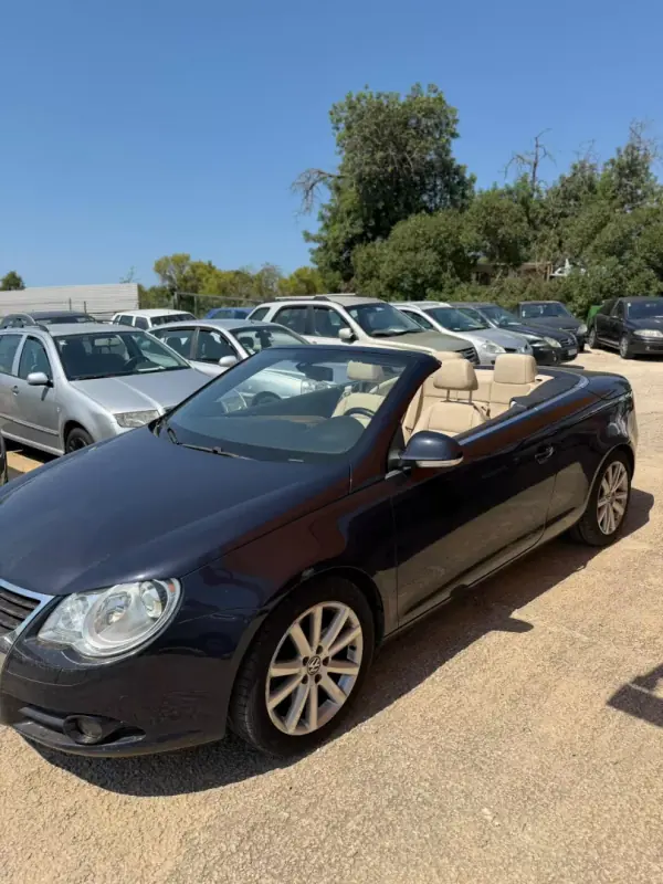 Volkswagen EOS 2007 - 9990 EUR, 148700 km - AUTO.MOTO.pt - 148700km - foto 9 de 14