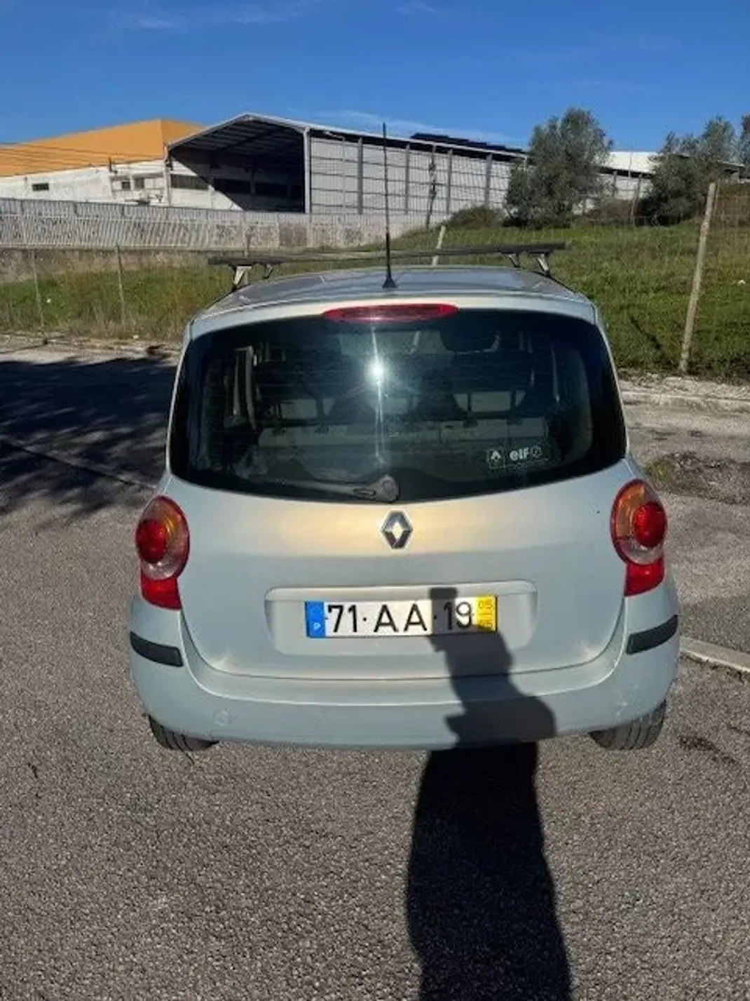 Renault Modus 2005 - 2500 EUR, 284633 km - AUTO.MOTO.pt - 284633km - foto 5 de 17