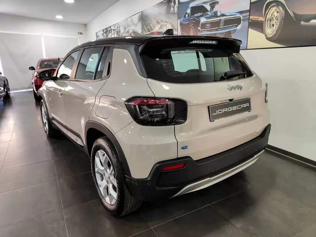 Jeep Avenger 2024 - 24990 EUR, 9000 km - 9000km - foto 19 de 60