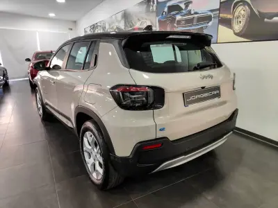 Jeep Avenger 2024 - 24990 EUR, 9000 km - AUTO.MOTO.pt - 9000km - foto 19 de 60