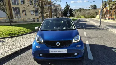 Smart Fortwo Cabrio 2018 - 15480 EUR, 38000 km - AUTO.MOTO.pt - 38000km - foto 19 de 19