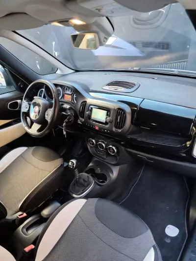 Fiat 500L 2018 - 10990 EUR, 135000 km - AUTO.MOTO.pt - 135000km - foto 9 de 12