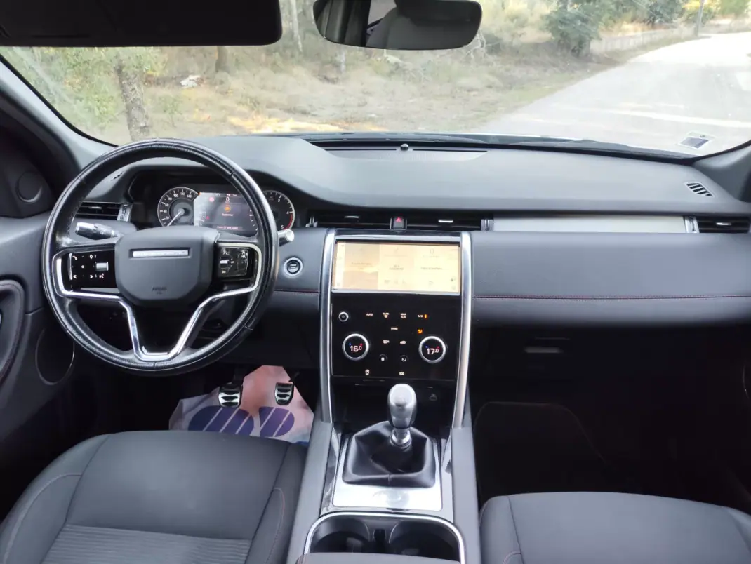 Land Rover Discovery Sport 2021 - 22000 EUR, 116100 km - 116100km - foto 21 de 27