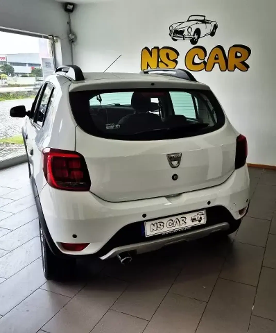 Dacia Sandero 2018 - 11750 EUR, 134274 km - AUTO.MOTO.pt - 134274km - foto 5 de 11