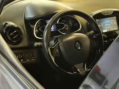 Renault Clio 2013 - 7990 EUR, 160000 km - 160000km - foto 35 de 38