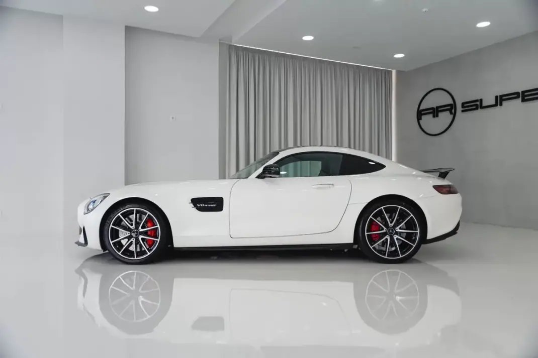 Mercedes-Benz AMG GT 2015 - 99950 EUR, 46786 km - 46786km - foto 10 de 59