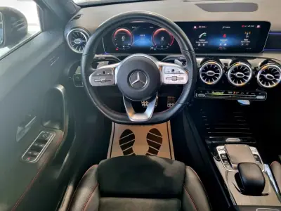 Mercedes-Benz A 180 2019 - 22900 EUR, 139000 km - AUTO.MOTO.pt - 139000km - foto 9 de 15