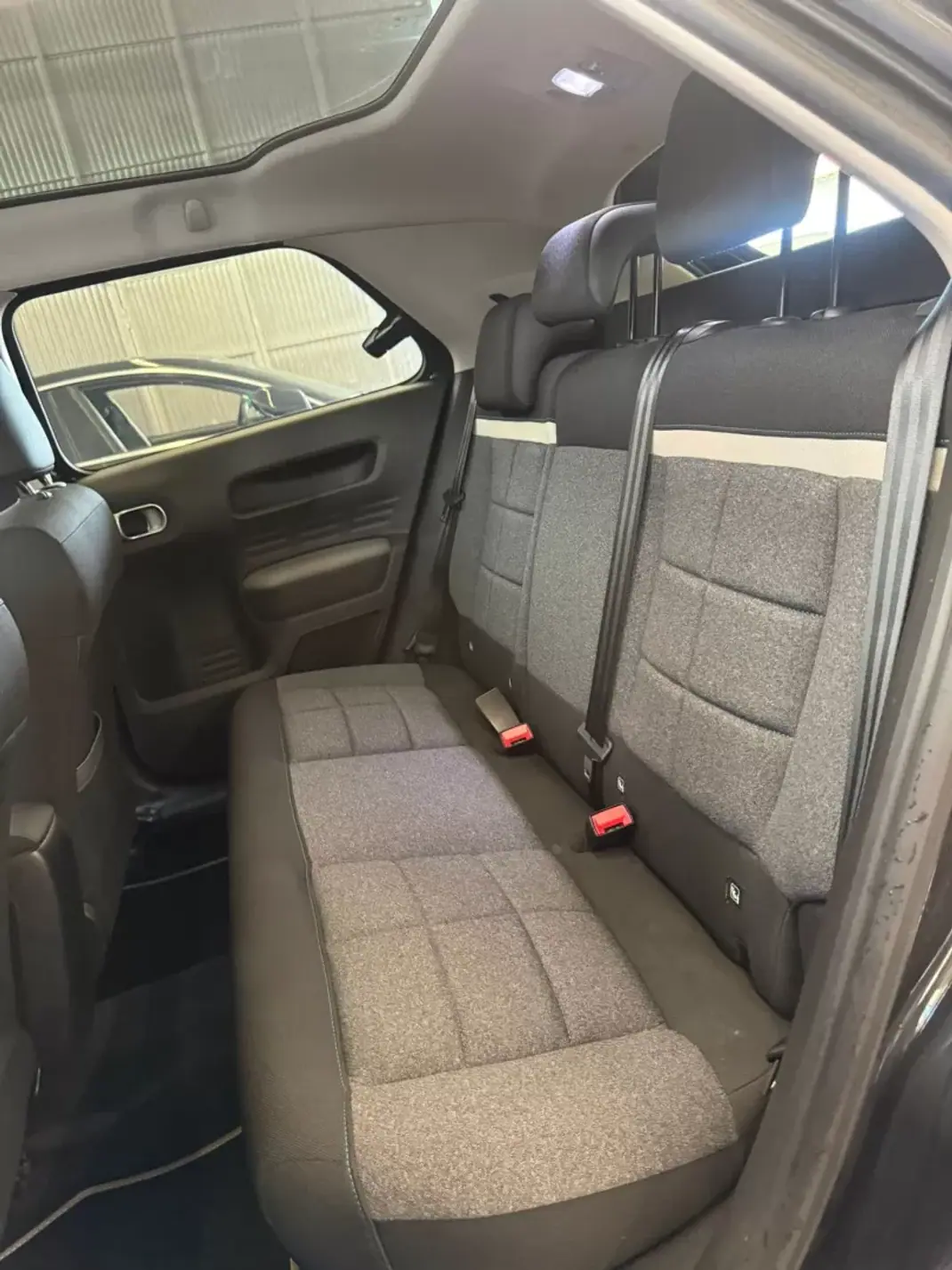 Citroën C4 Cactus 2019 - 11900 EUR, 131000 km - 131000km - foto 10 de 10