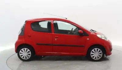 Citroën C1 2009 - 6990 EUR, 123800 km - AUTO.MOTO.pt - 123800km - foto 9 de 12