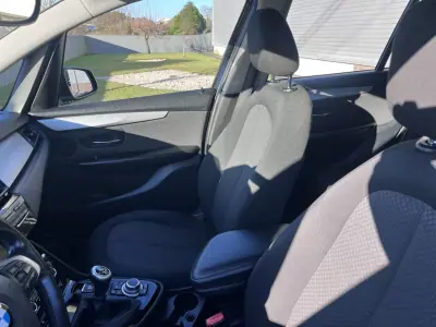 BMW 216 Gran Tourer 2015 - 13900 EUR, 145000 km - AUTO.MOTO.pt - 145000km - foto 33 de 53