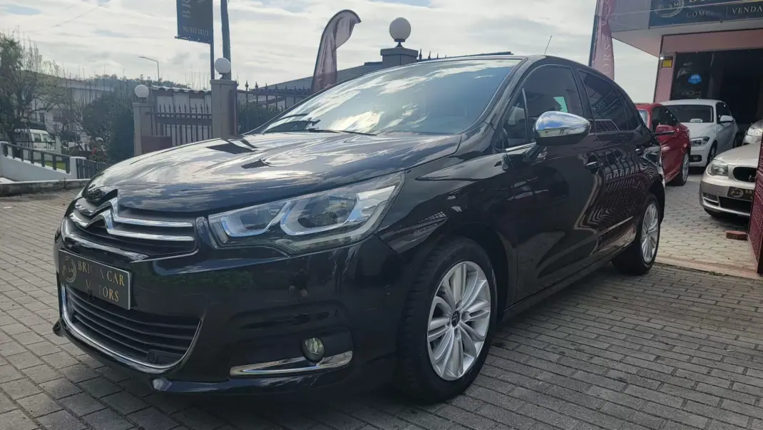 Citroën C4 2016 - 8990 EUR, 140000 km - AUTO.MOTO.pt - 140000km - foto 16 de 39