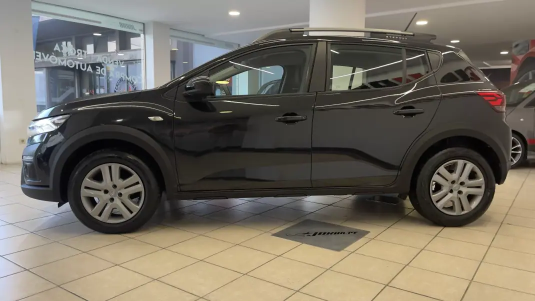 Dacia Sandero 2021 - 13990 EUR, 26094 km - AUTO.MOTO.pt - 26094km - foto 5 de 37