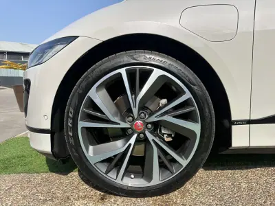Jaguar I-Pace 2018 - 27900 EUR, 113000 km - AUTO.MOTO.pt - 113000km - foto 20 de 59