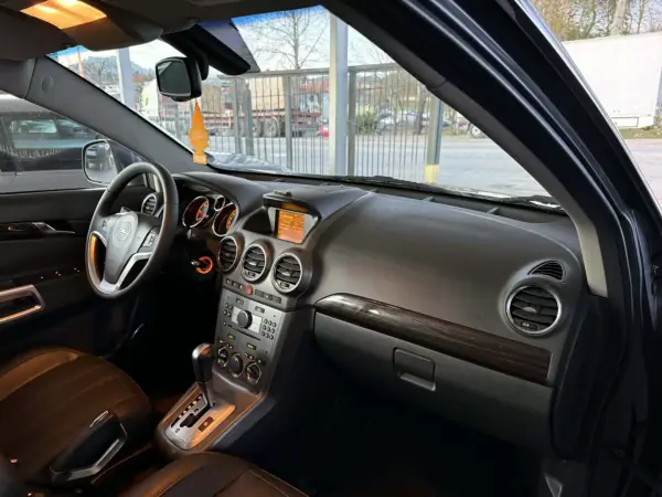 Opel Antara 2007 - 9700 EUR, 172390 km - AUTO.MOTO.pt - 172390km - foto 17 de 18