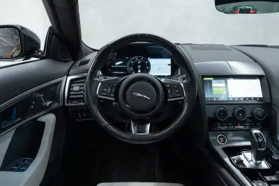 Jaguar F-Type 2021 - 55950 EUR, 38000 km - 38000km - foto 21 de 41