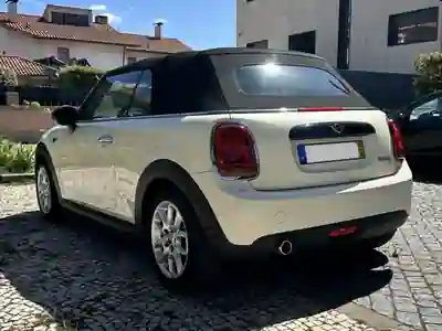MINI Cooper 2018 - 18500 EUR, 48000 km - AUTO.MOTO.pt - 48000km - foto 2 de 28