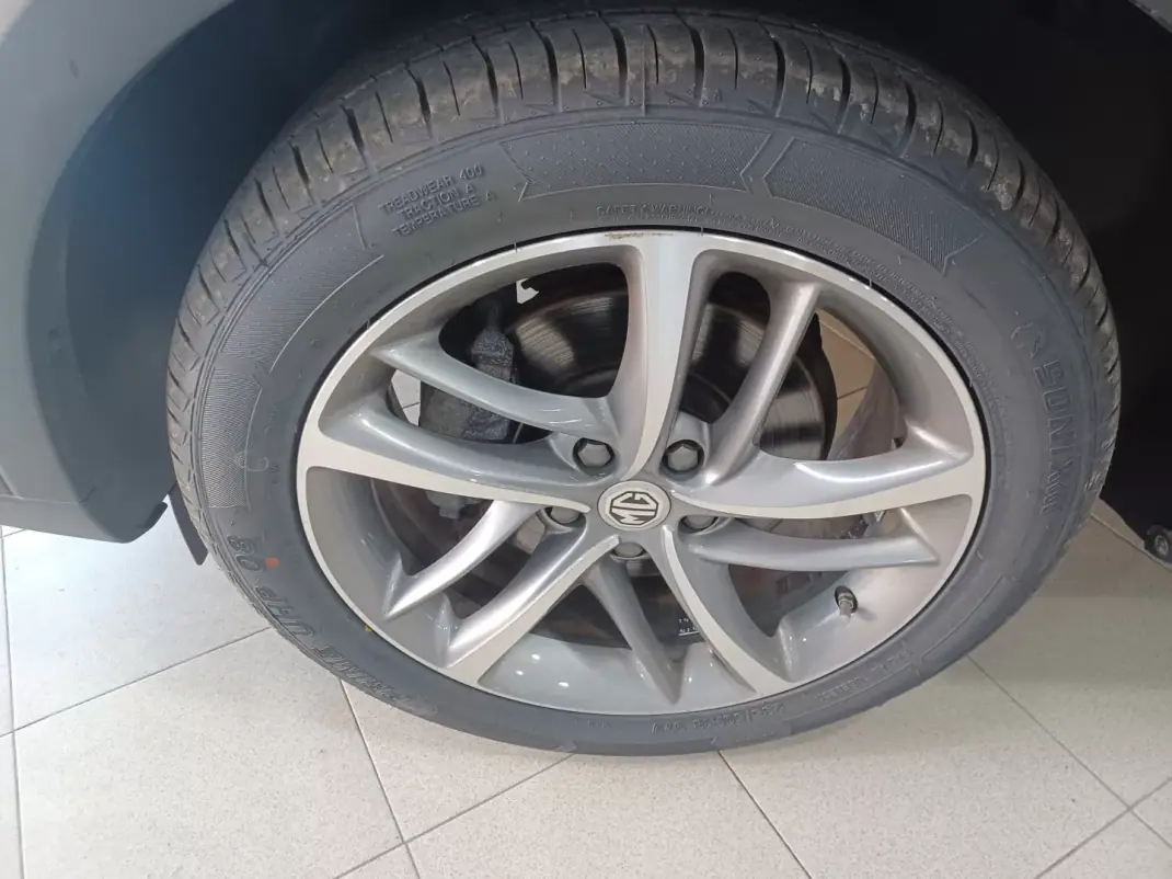 MG EHS 2022 - 24890 EUR, 50327 km - AUTO.MOTO.pt - 50327km - foto 35 de 36