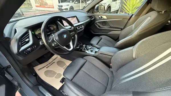 BMW 216 Gran Coupé 2022 - 27990 EUR, 122000 km - AUTO.MOTO.pt - 122000km - foto 30 de 43