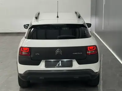 Citroën C4 Cactus 2017 - 13990 EUR, 163000 km - 163000km - foto 14 de 24