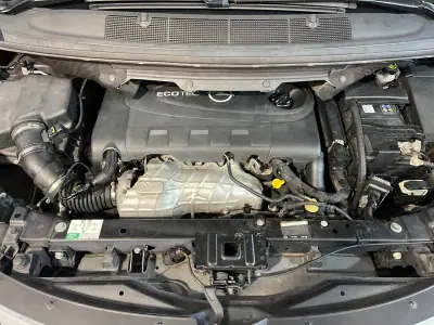 Opel Zafira 2012 - 9750 EUR, 227000 km - AUTO.MOTO.pt - 227000km - foto 30 de 31