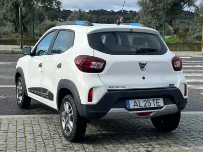 Dacia Spring 2021 - 12900 EUR, 14900 km - AUTO.MOTO.pt - 14900km - foto 3 de 28