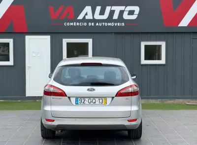 Ford Mondeo SW 2008 - 6900 EUR, 240000 km - foto 5 de 14