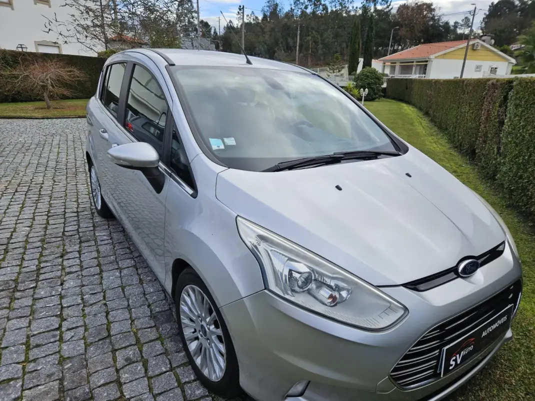 Ford B-Max 2013 - 5900 EUR, 183735 km - AUTO.MOTO.pt - 183735km - foto 1 de 8