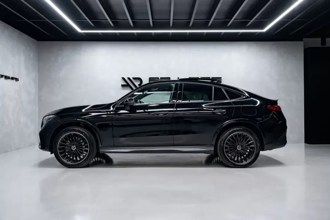 Mercedes-Benz GLC 300 2025 - 77950 EUR, 10000 km - AUTO.MOTO.pt - 10000km - foto 19 de 60
