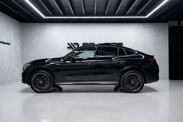 Mercedes-Benz GLC 300 2025 - 77950 EUR, 10000 km - AUTO.MOTO.pt - 10000km - foto 19 de 60