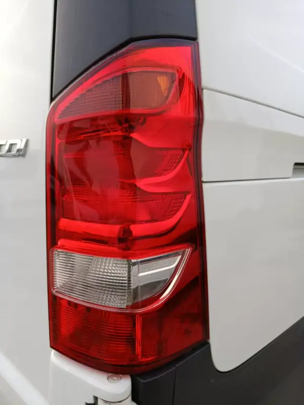 Mercedes-Benz Vito 2018 - 11950 EUR, 123 km - AUTO.MOTO.pt - 123km - foto 4 de 9