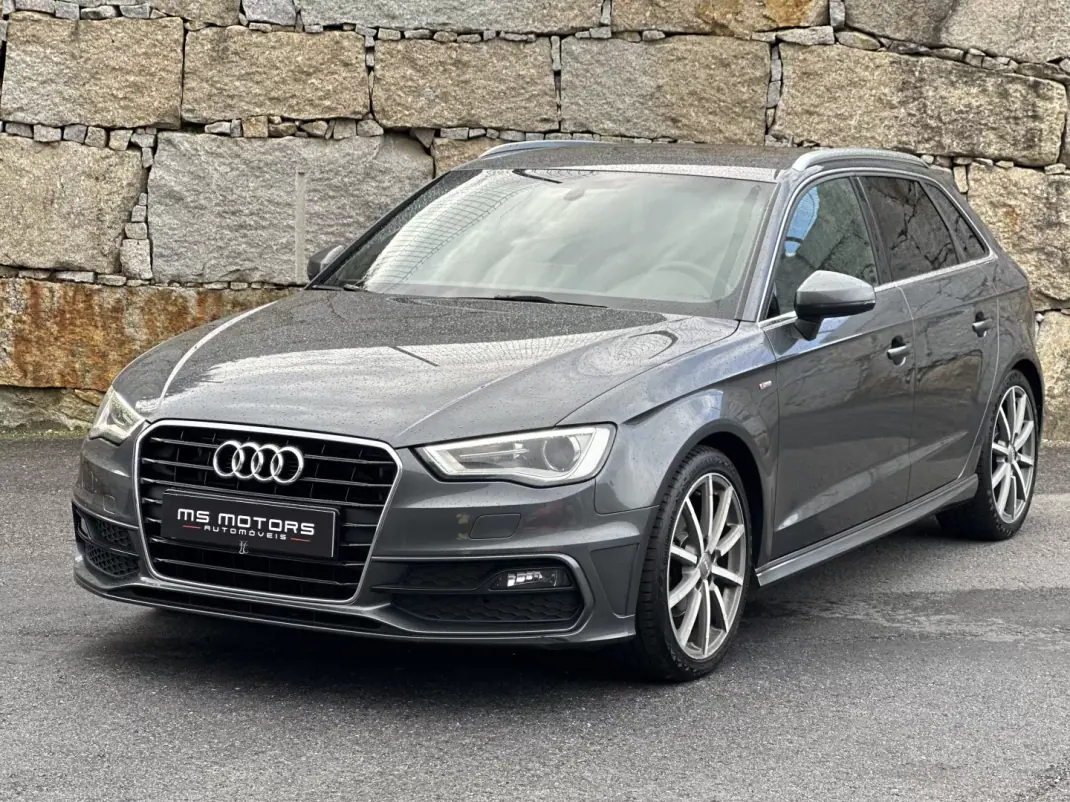 Audi A3 Sportback 2015 - 18150 EUR, 182000 km - AUTO.MOTO.pt - 182000km - foto 1 de 37