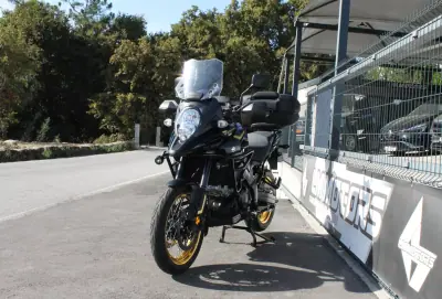 Suzuki DL 2019 - 10750 EUR, 17000 km - AUTO.MOTO.pt - 17000km - foto 8 de 28