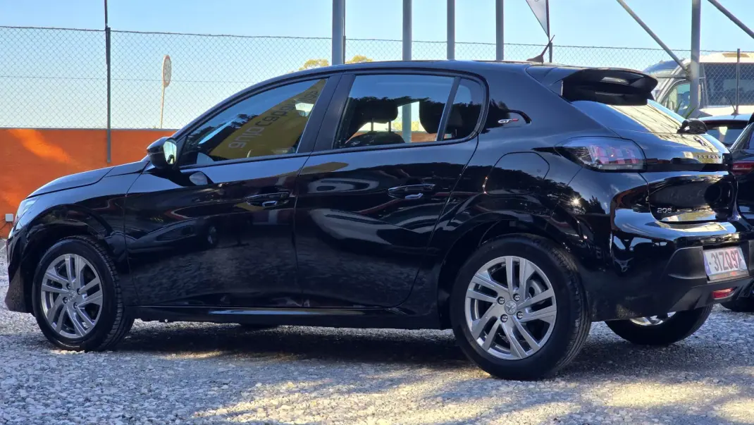 Peugeot 208 2019 - 13950 EUR, 39390 km - AUTO.MOTO.pt - 39390km - foto 7 de 19