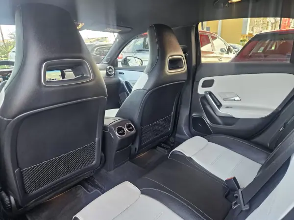 Mercedes-Benz A 200 2019 - 24900 EUR, 70000 km - AUTO.MOTO.pt - 70000km - foto 17 de 62