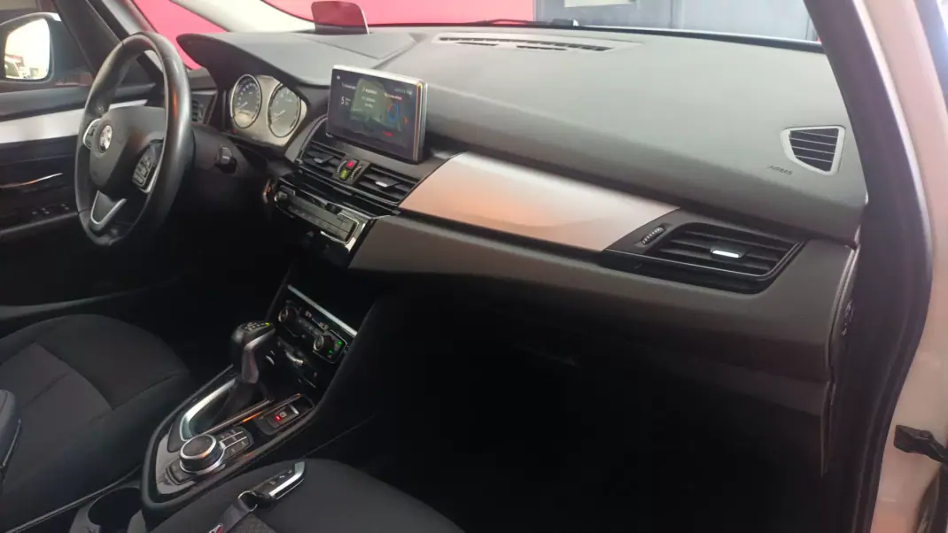 BMW 225xe Active Tourer 2019 - 18750 EUR, 156212 km - AUTO.MOTO.pt - 156212km - foto 58 de 68