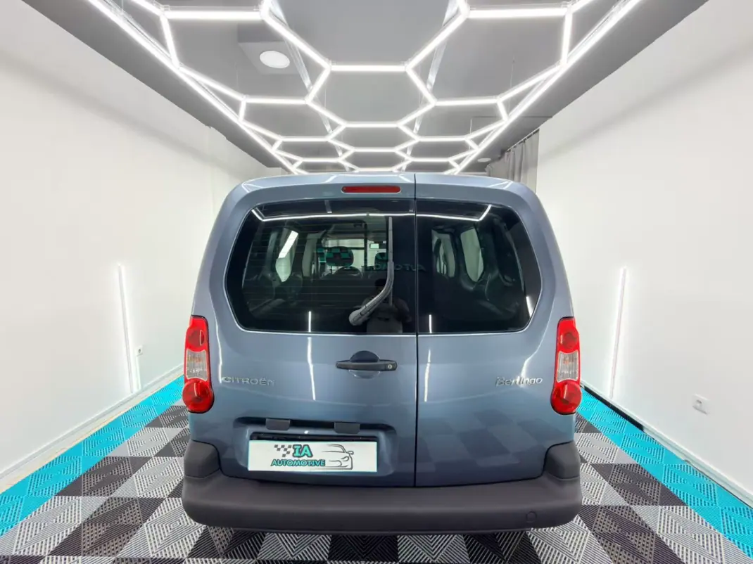 Citroën Berlingo 2011 - 9250 EUR, 111000 km - 111000km - foto 6 de 16