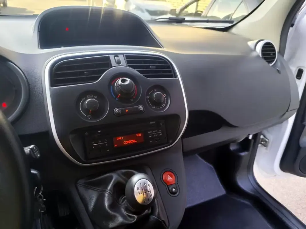Renault Kangoo 2020 - 9980 EUR, 173000 km - 173000km - foto 21 de 25