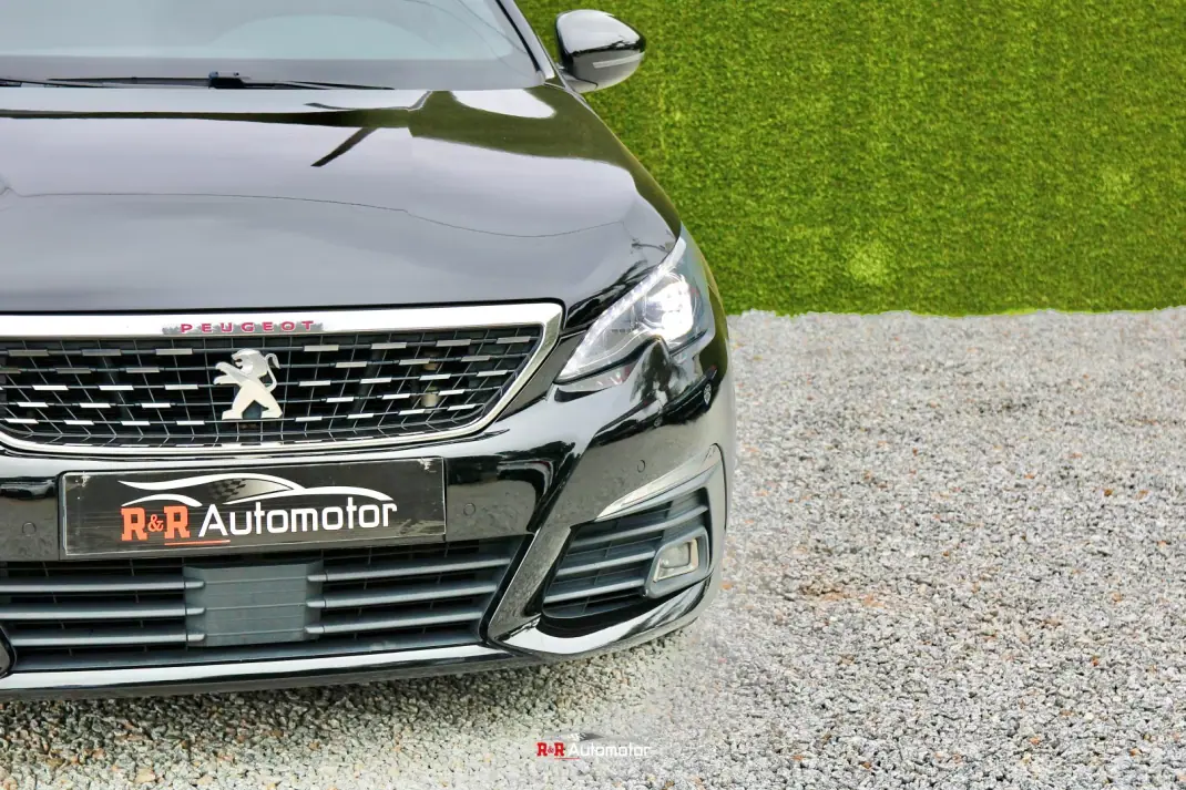 Peugeot 308 2018 - 14750 EUR, 218000 km - 218000km - foto 7 de 42