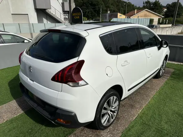 Peugeot 3008 2014 - 8400 EUR, 220000 km - AUTO.MOTO.pt - 220000km - foto 12 de 62