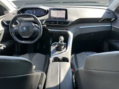 Peugeot 5008 2018 - 14900 EUR, 190000 km - 190000km - foto 26 de 73