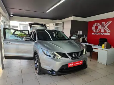 Nissan Qashqai 2015 - 14350 EUR, 98000 km - AUTO.MOTO.pt - 98000km - foto 19 de 38
