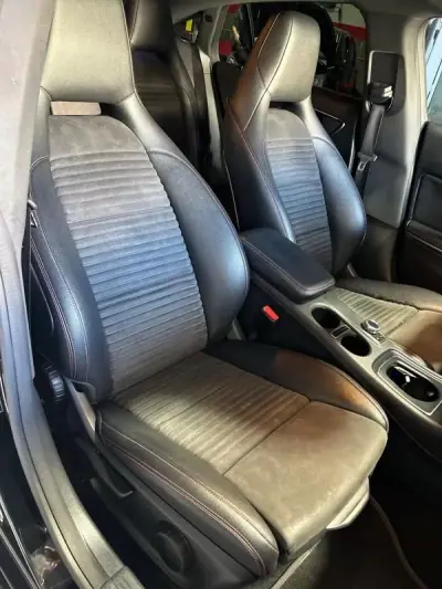 Mercedes-Benz CLA 220 2017 - 22500 EUR, 209125 km - AUTO.MOTO.pt - 209125km - foto 12 de 33