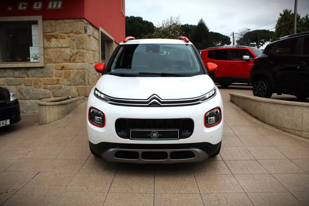 Citroën C3 Aircross 2018 - 12990 EUR, 97500 km - AUTO.MOTO.pt - 97500km - foto 2 de 36