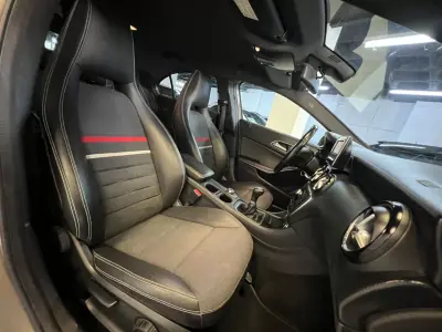 Mercedes-Benz A 180 2013 - 12990 EUR, 180000 km - AUTO.MOTO.pt - 180000km - foto 6 de 36
