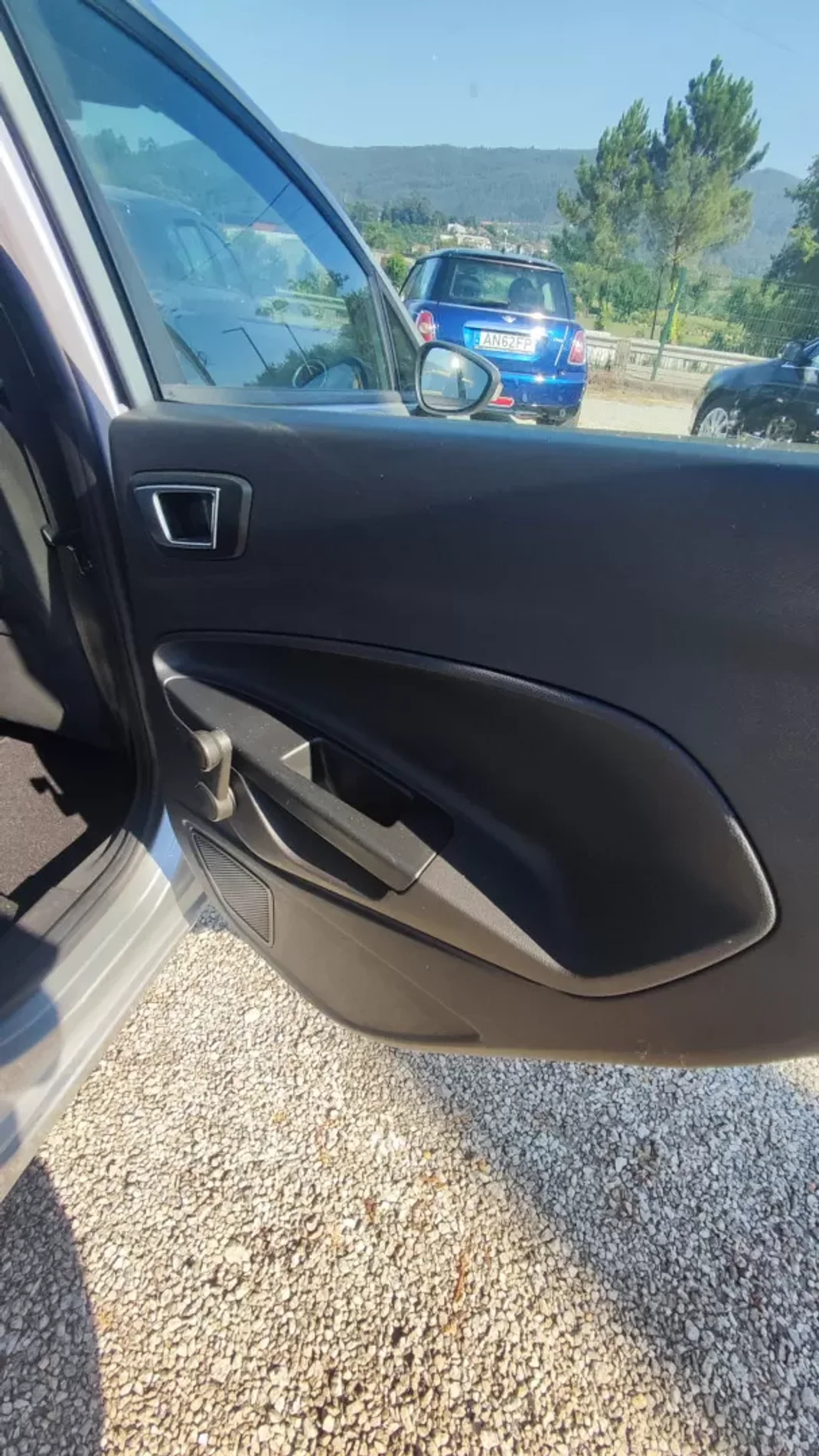 Ford Fiesta 2014 - 9798 EUR, 176798 km - AUTO.MOTO.pt - 176798km - foto 18 de 23