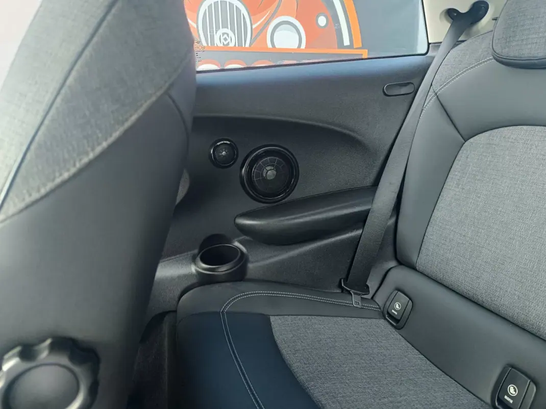 MINI Cooper S 2016 - 15900 EUR, 231018 km - AUTO.MOTO.pt - 231018km - foto 17 de 43